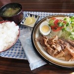 千草 - しょうが焼定食