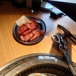 和牛放題の殿堂 秋葉原 肉屋横丁 焼肉 - 