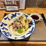 うどん工房悠々 - 黒毛和牛とまいたけ天ぶっかけ