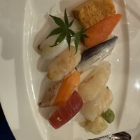 クラシカ表参道 - なぜか最後に寿司も出ました