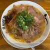ラーメン との 加茂店