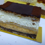 Patisserie Ravi,e relier - 