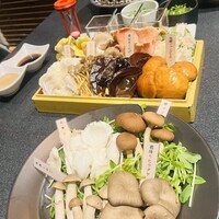 Shangri-La’s secret 表参道店 - 