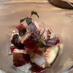 IZA - エビとイチジクのサラダ