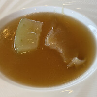銀座アスター お茶の水賓館 - 吉切鮫の鰭と冬瓜の煮込み