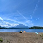 ムースヒルズバーガー - 山中湖畔からの富士