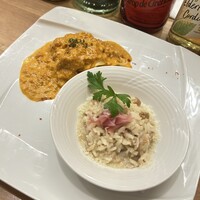 バール・エ・リストランテ・タブリエ - ズワイ蟹のトマトクリームソース、ポルチーニ茸のリゾット