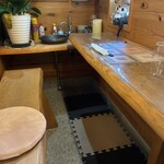 あなご亭 - 2席のカウンター