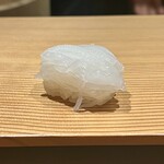 東山 吉寿 - アオリイカ握り　塩　すだち