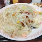 リンガーハット - 野菜たっぷり皿うどん1020円