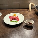 306694848 - 