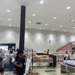 えびせんべいの里 - えびせんべいの里 御殿場店　店内