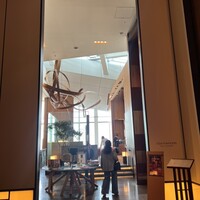 ザ タヴァン グリル＆ラウンジ - 