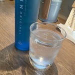 スパイスアンドチキン ハニカム - クラフトジン。