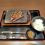 感動の肉と米 - 料理写真:ロースステーキ、牛しぐれ