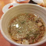 幸楽苑 - 背脂投入