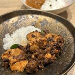 金山成吉思汗 - 