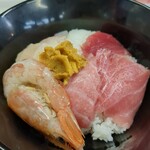 塩釜水産物仲卸市場 - 