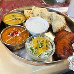 本格インドカレーの館 スパイス - 