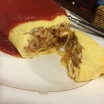 芸術的なオムライスの断面