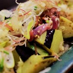 よしもと食堂 - 地鶏の茗荷と茄子和え