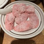 神泉ホルモン 三百屋 - 