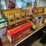 アジャンタ - お土産コーナー。②