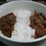 鈴木健設 カレー部 - 