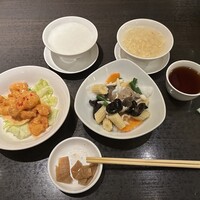 廣東料理 民生 ヒルトンプラザウエスト店 - 