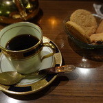 アール座読書館 - ガーワ　スパイスのコーヒー