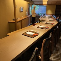 室町 唯 - 