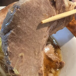 麺屋 丸福 - 大判厚切り肩ロースチャーシュー