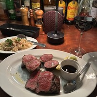 カルネジーオ イースト - 