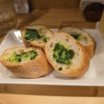 カジュアルフレンチBar 7FUKU - ガーリックトースト