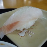 海峡鮨 - 「ソイ」は鯛に比べるとコクを感じられ、食感は若干コリっとします