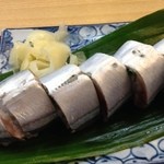 秋刀魚 - 身が厚くて食べ応えあります