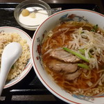 楽膳 - (ランチ)チャーシュー麺･五目チャーハン