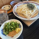 手打うどん かとう - ざるうどん760円