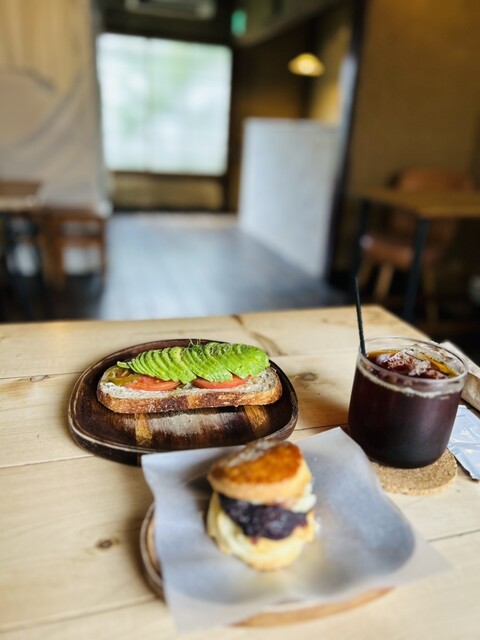 USED LIKE NEW BEER photo 2