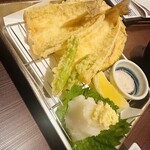 せいもん払い - 地物キスの天ぷら1,280円