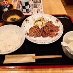 仙台 辺見 池袋サンシャイン店 - サービス牛タン定食