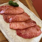 めいげつえん - ミスジ