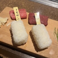 李昇 本館 - 炙り寿司