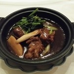 中国料理 皇苑 - 牛肉とブラウンマッシュルーム　しんくう采