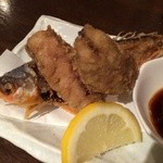 空 - 骨まで食べれる沖縄の県魚 グルクンの唐揚げ(｡ >艸<)