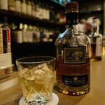 ノイリーズ コーヒーアンドスピリッツ - 