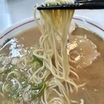 がんこもんラーメン - がんこもんラーメンは中細麺