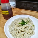 石田一龍 - 替え玉は細麺のみ