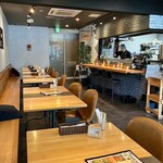 SEAFOOD&BURGER gfu. - 店舗内観１