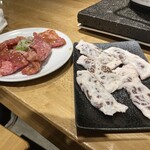 炭火ホルモン焼酒場 恵の家 - 
